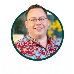 Portraitfoto von Bildungsvernetzer Geschäftsführer Benjamin Heindl